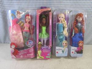 lot 177 image: (BS) Disney Frozen and Princess Dol...