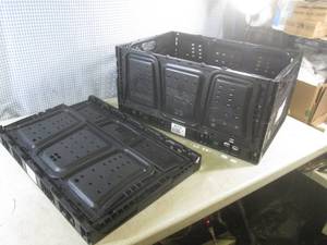 lot 192 image: (EW5) 2 Folding Plastic Crates 23 1...