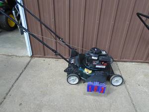 Bolens push mower with Biggs motor. Good used condition. Tested & works. As shown.
