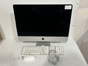 Late 2013 Apple 21.5 Desktop Computer
