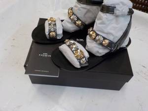 Coach size 7.5M Eleanor Mirror Meta...