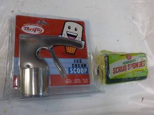 Thifty Ice Cream Scoop and Scrub Sp...
