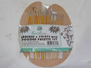 Daveliou Brushes and Paints with Wo...