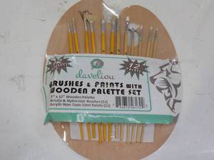 Daveliou Brushes and Paints with Wo...