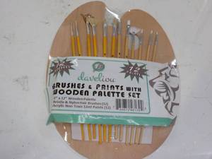 Daveliou Brushes and Paints with Wo...