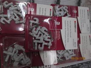 5 packages of 7 closetmaid wall cli...