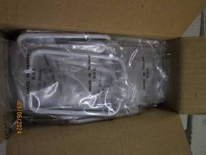 package of 25 new white drawer hand...