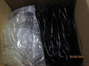 case of black pegs 100 pcs...