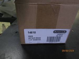 25 antiquie brass 1 14 knobs...