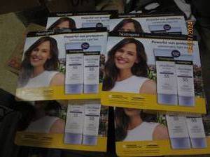 6 packages of 2 neutrogena spf 55 u...
