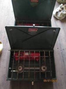 2 colman 425e cook stoves...