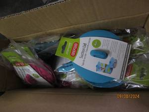 package of 12 dexas suction lids...
