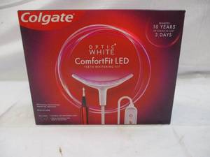 Colgate Optic White comfort fit LED...