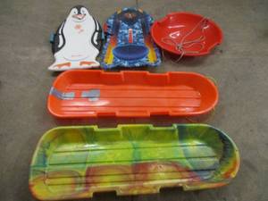 Lot of 5 sleds...