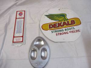 Vintage Munsons thermometer in gre...