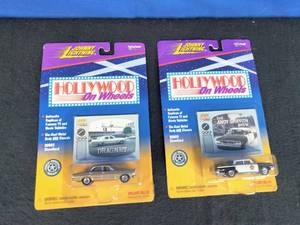 Set of (2) 1998 Johnny Lighting Hollywood On Wheels Cars Andy Griffith Show and Dragnet