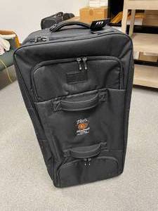 lot 30 image: Titos Luggage