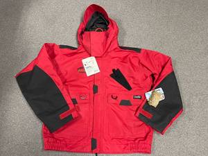 lot 53 image: Gamehide Red Waterproof Fishing Jacket Size Large