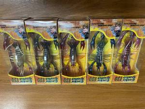 lot 70 image: (5) Larry Dalhberg ClackinCrayfish 130 Lures