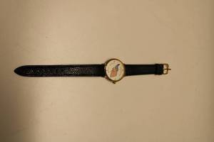 lot 40 image: Operation Desert Storm Commemorative Watch with Leather Strap