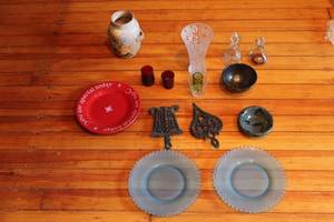 lot 73 image: Assorted Decorative and Functional Household Items Lot