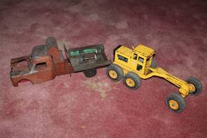 lot A-108 image: Lot of Vintage Metal Toy Truck and Kazak Road Grader with Wooden Jewelry Box and Ornate Mirror