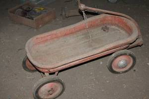 lot 113 image: Vintage Red Metal Toy Wagon