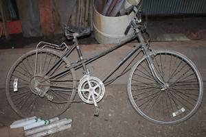 lot 151 image: Vintage Grand Sport Classic 12 Bicycle