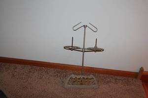 lot 302 image: Vintage PFAFF Sewing Machine Thread Stand