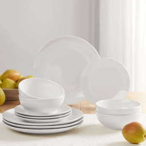 lot 369 image: 12PCS Mainstays Glazed White Stoneware Dinnerware Set