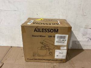 lot 212 image: Ailessom New Stand Mixer,6.5-QT 660W 10-Speed Tilt-Head Kitchen Electric Mixer
