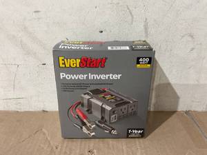 lot 242 image: Ever Start 400 Watts Vehicle Power Inverter