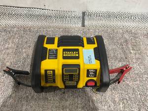 lot 114 image: Stanley Fatmax Professional Power Station With 120 PSI Air Compressor