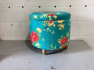 lot 428 image: The Pioneer Woman Vintage Floral Fabric Round Storage Ottoman, Teal