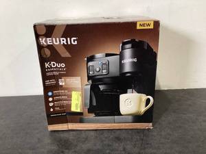 lot 539 image: Keurig K-Duo Essentials, Hot & Iced Single-Serve K-Cup Pod Coffee Maker & Carafe, Black