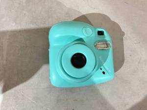 lot 389 image: Fujifilm Instax Mini 7 Camera, Easy to Operate