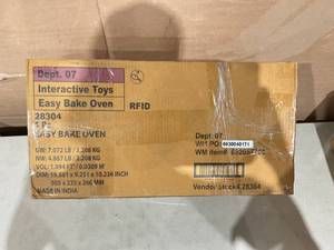 lot 277 image: Easy-Bake Ultimate Electric Oven Playset, Kids Toys for Ages 8 up