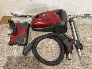 lot 155 image: Kenmore 81414 Bagged Canister Vacuum Cleaning Tools, 400 Series  Telescoping Wand
