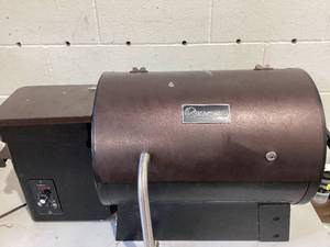 lot 449 image: KingChii Portable Electric Wood Pellet Grill & Smoker