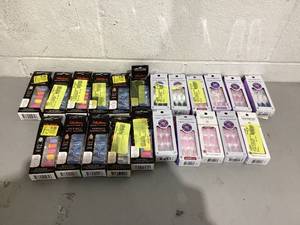 lot 463 image: LOT OF 22 Sally Hamsen And Impress Press On Nails