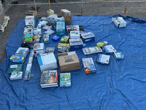 lot 763 image: Wholesale Pallet of Assorted  Miscellaneous Items
