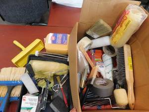lot 37 image: Painting supply lot