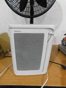 lot 58 image: Air purifier and fan