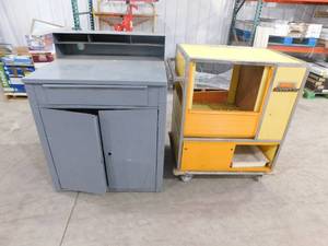 lot 70 image: 2 Shop Cabinets on casters.