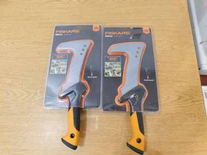 lot 24 image: (2) New Fiskars Billhook Steel Clearing Hook (13 in. )