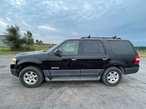 lot 16B image: 2007 Ford Expedition XLT - 4X4