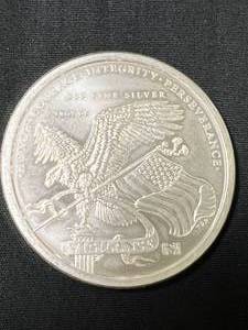 2 TROY OZ .999 FINE SILVER DONALD TRUMP ROUND