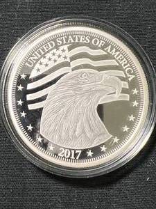 25 GRAMS .925 STERLING SILVER DONALD TRUMP INAUGURAL BALL IN AIRTITE