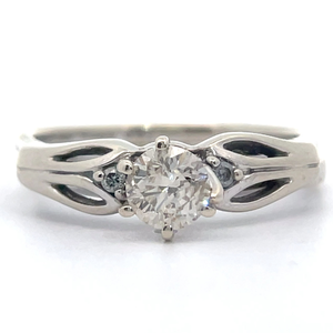lot 17 image: 0.78 Carat Diamond Matching Bridal Ring 2-Piece Set in White Gold VIDEO