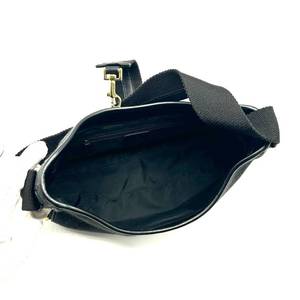 lot 15B image: GUCCI Jackie Black GG Canvas x Leather Shoulder Bag - Authentic $1,300 Retail